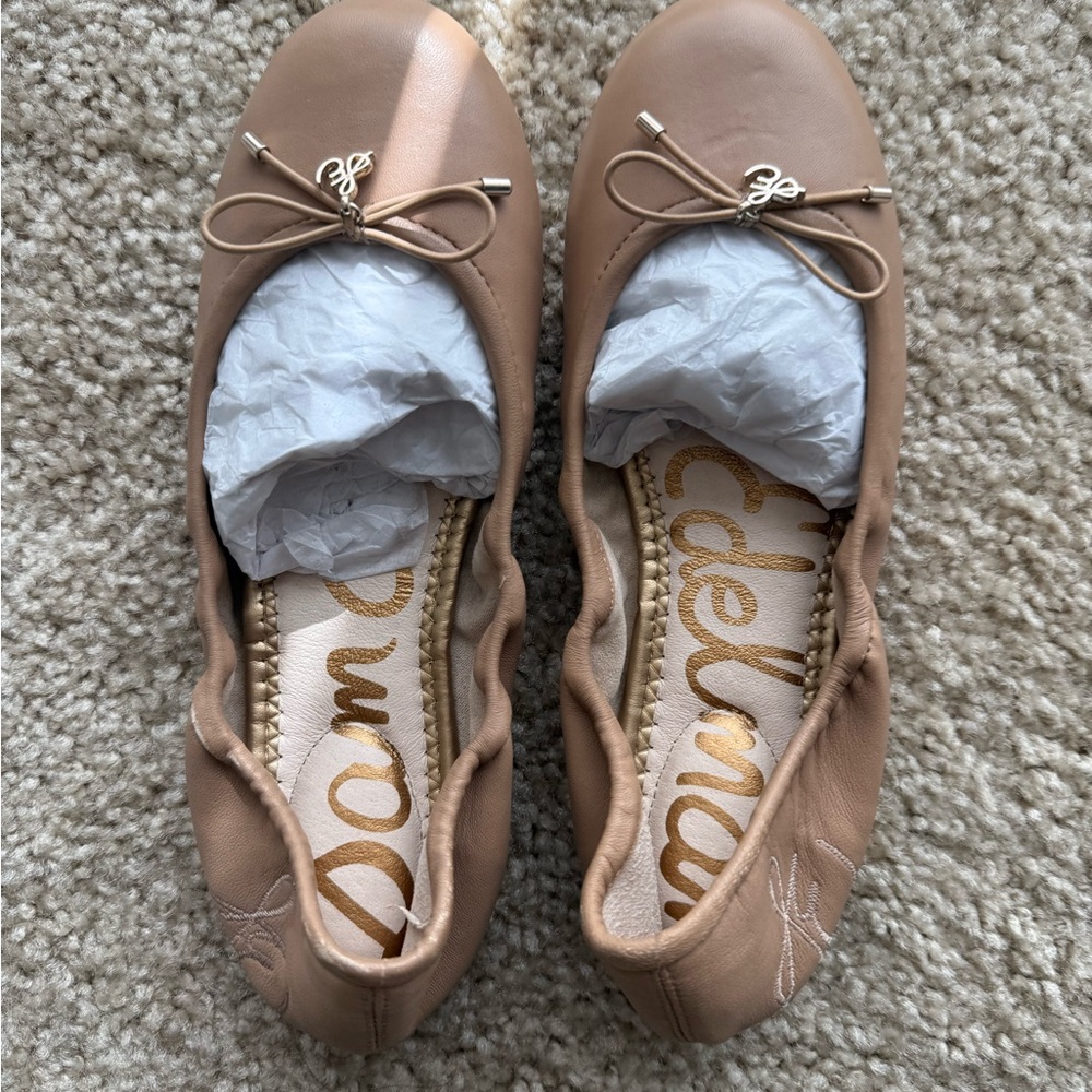 [SOLD]Sam Edelman Tan Flats with Bow Detail